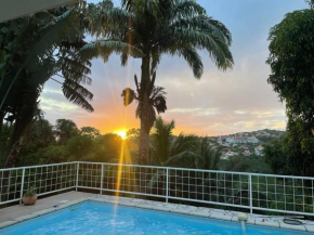 Studio Rez de villa avec piscine